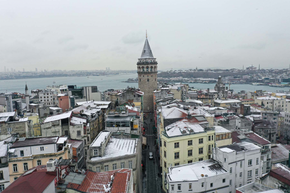 Kar yağışı İstanbul'u beyaz örtüyle kapladı! İşte İstanbul'dan en güzel kar fotoğrafları... 1