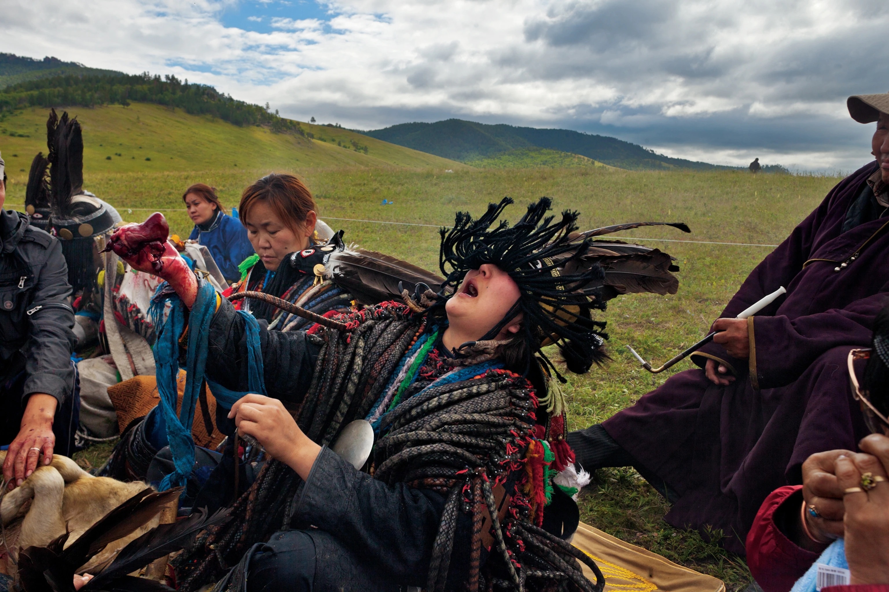 Шаман 2025 год. Камлание шаманов. Группа шаманов. Хухэ Мунхэ Тэнгэри. Шаманы Казахстана.