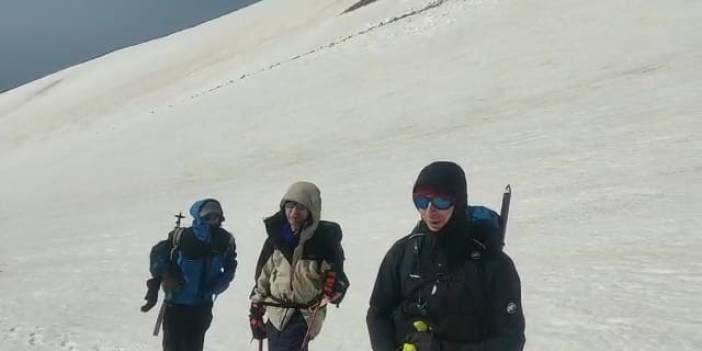 İspanyol dağcılar Süphan Dağı’na tırmandı