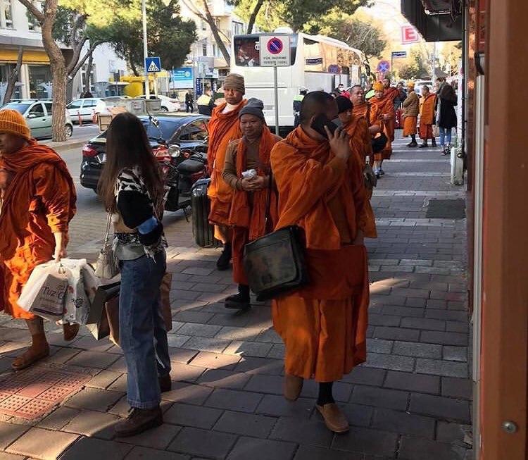  Sivas ve Çanakkale'de Budist rahipler görüldü Www