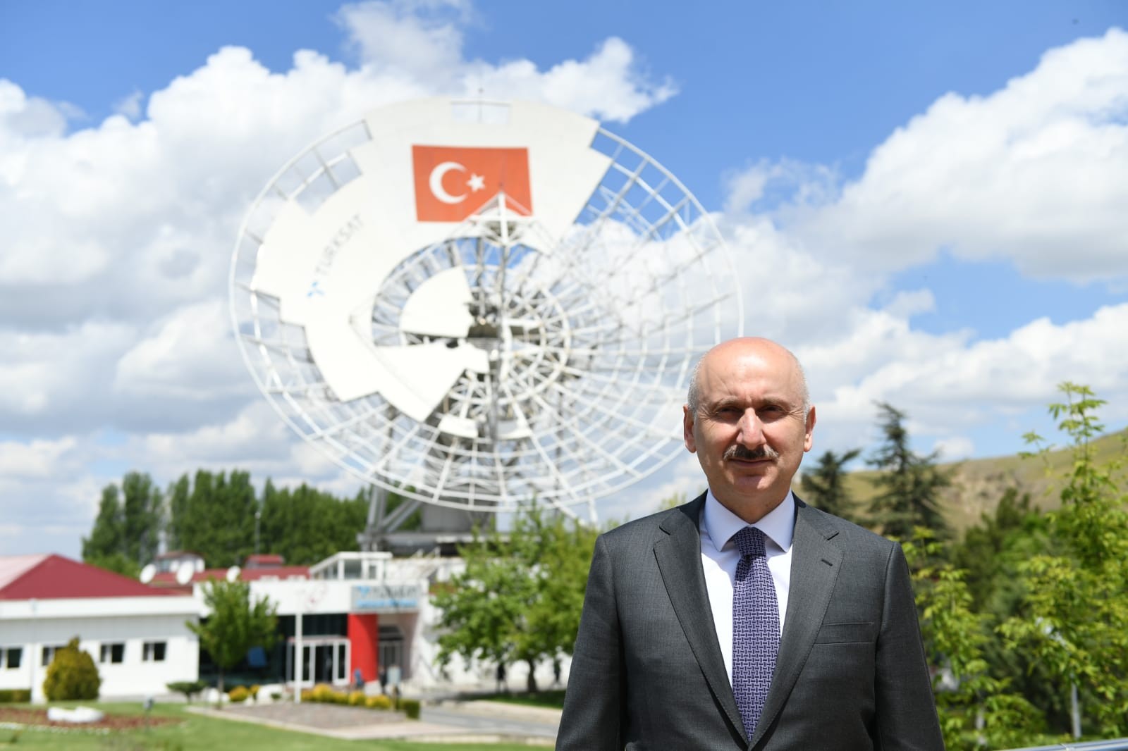 Karaismailoğu müjdeyi verdi :Türksat 5B 2021, Türksat 6A 2022'de uzaya gönderilecek