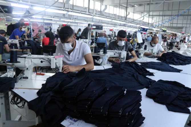 Bitlis’te 3 bin 600 kişi tekstil sektöründe istihdam ediliyor