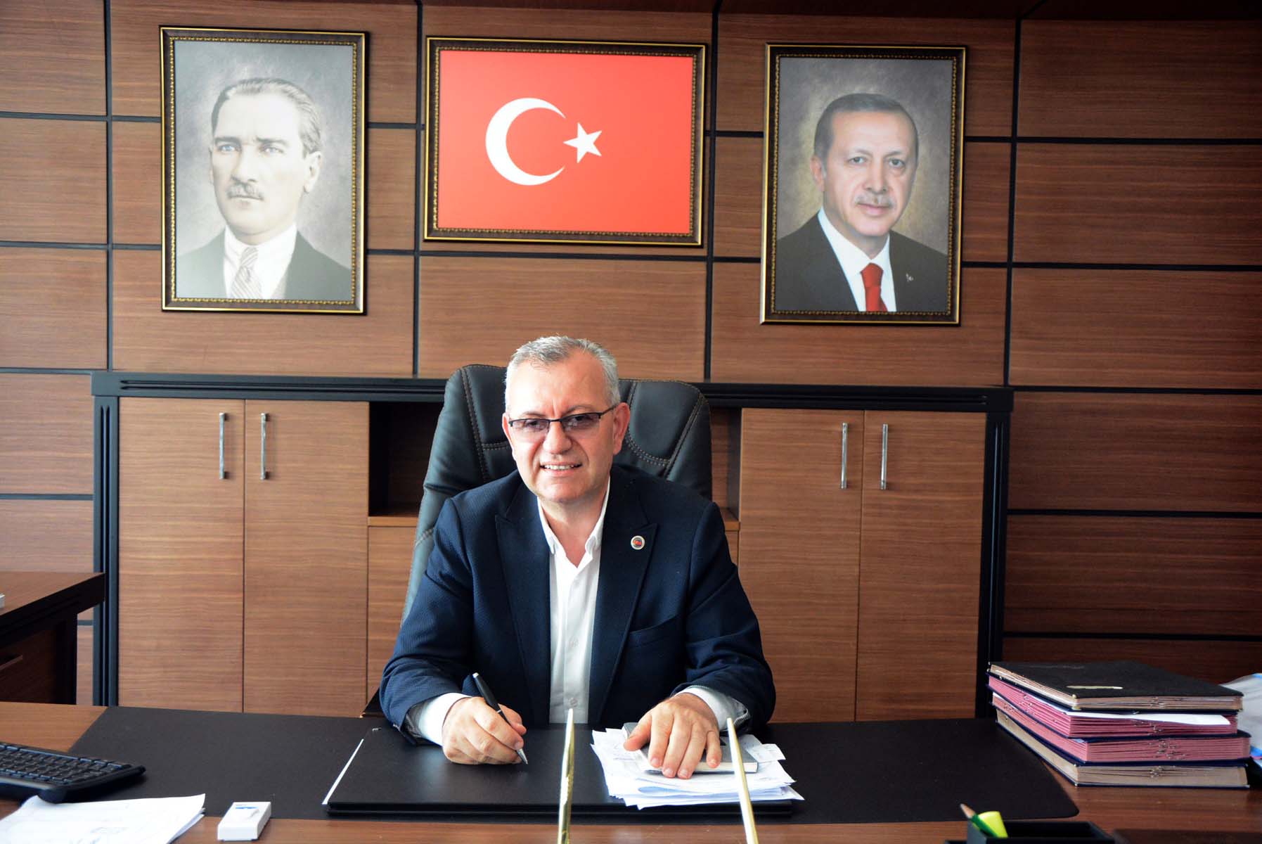Üç doz aşı olan Keşan Belediye Başkanı Mustafa Helvacıoğlu koronavirüse yakalandı 