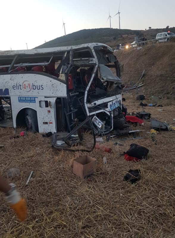 SON DAKİKA| Balıkesir'de trafik kazası! Otobüs takla attı: 14 ölü!
