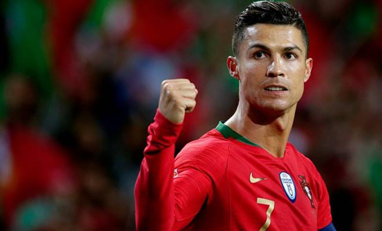 Cristiano Ronaldo'nun Milli takımdaki tokadı sosyal medyada olay oldu!
