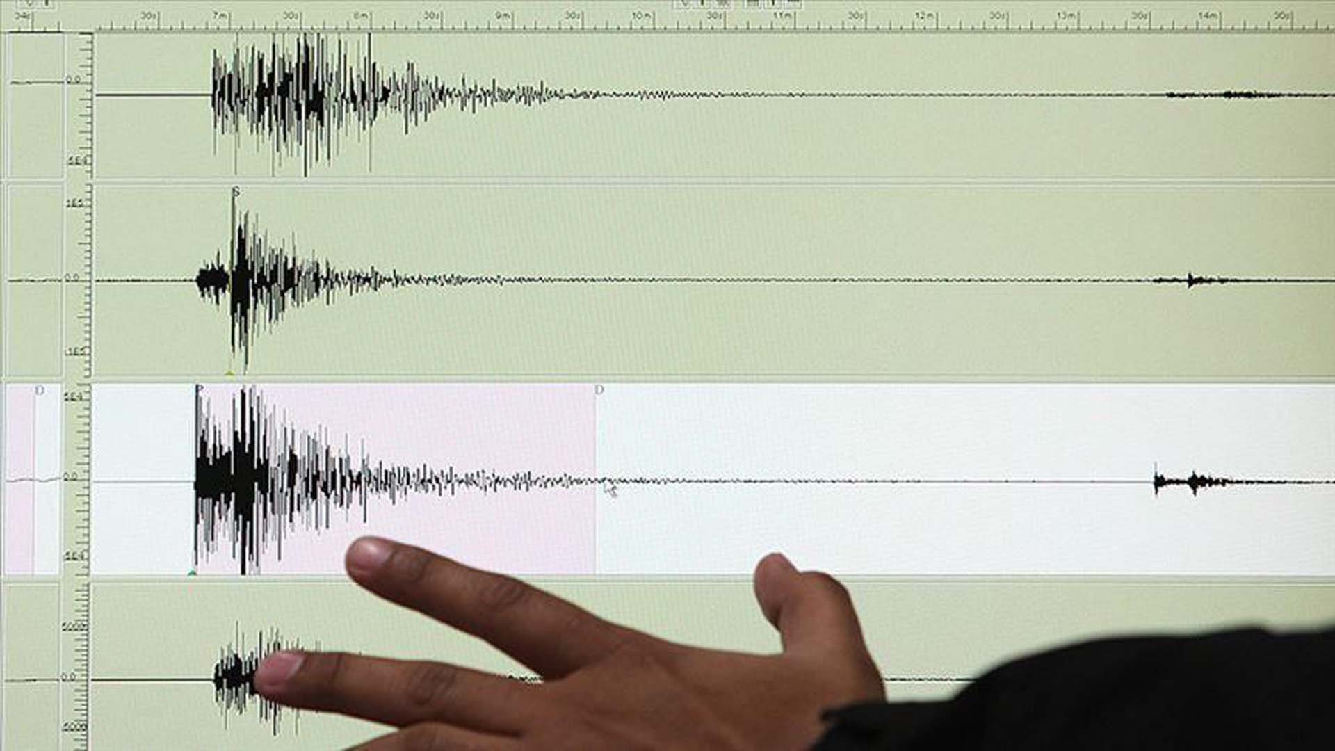 Son dakika | Yer yerinden oynadı: Yunanistan Girit Adası'nda 5,6 büyüklüğünde deprem