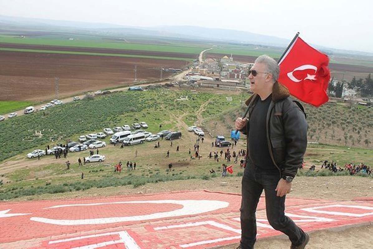 Nihal Yalçın'la gerginlik yaşayan Tamer Karadağlı'nın eski görüntüleri gündem oldu! Kritik konularda sergilediği duruş dikkat çekti!