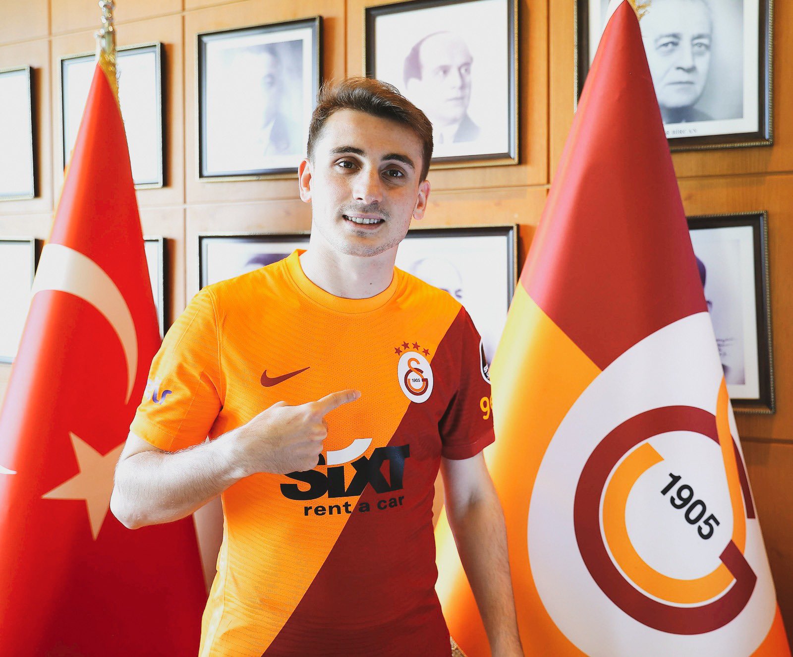 Son dakika | Galatasaray imzayı duyurdu: Kerem Aktürkoğlu'nun sözleşmesi 5 yıl uzatıldı 