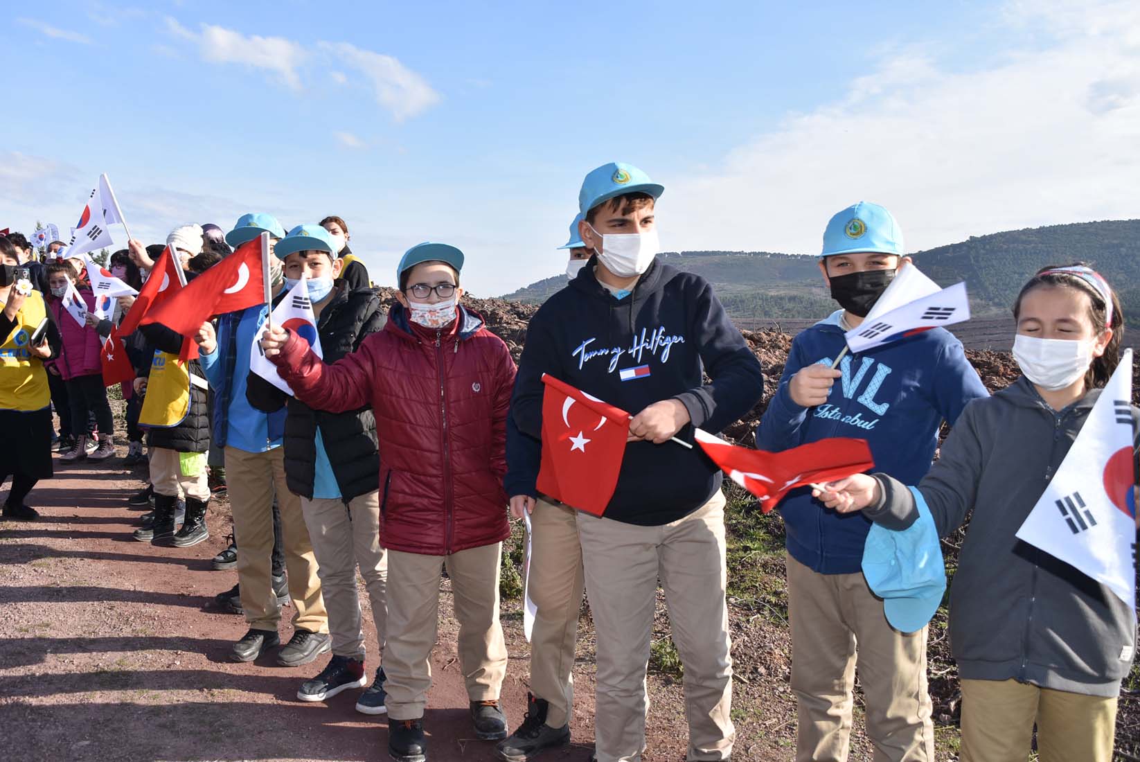 Türkiye-Kore Dostluk Ormanı’nda 50 binden fazla fidan dikildi