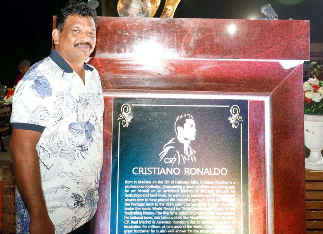 Cristiano Ronaldo bu kez de heykeliyle adından söz ettirdi! Hindistan halkı ikiye bölündü!