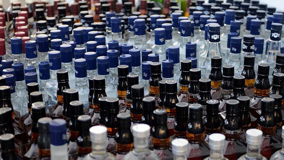 CHP İl Başkan Yardımcısı litrelerce sahte alkol üretip, vatandaşa satmış!