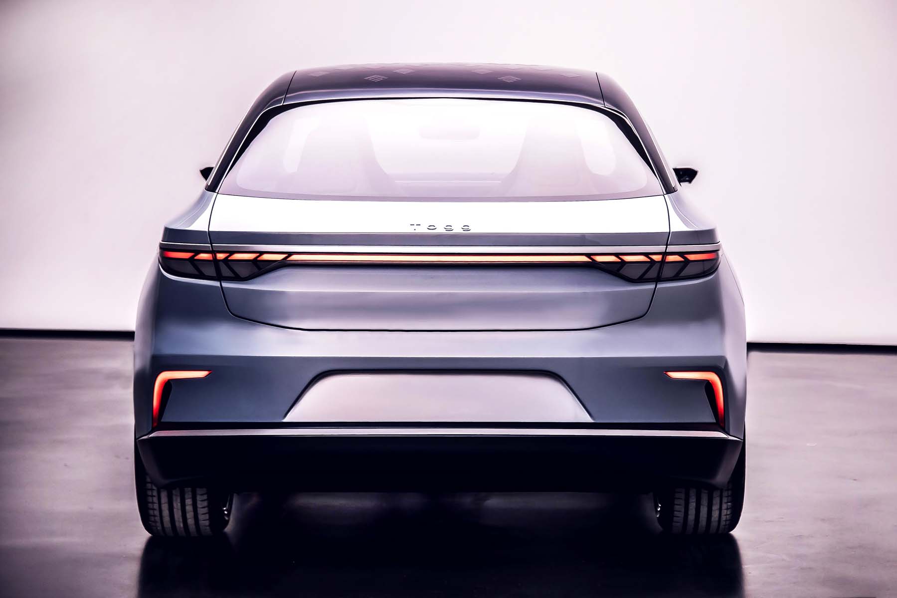 Yerli otomobil TOGG, dünya sahnesine çıktı, CES 2022'de sergilendi! Yeni sedan model görenleri mest etti 