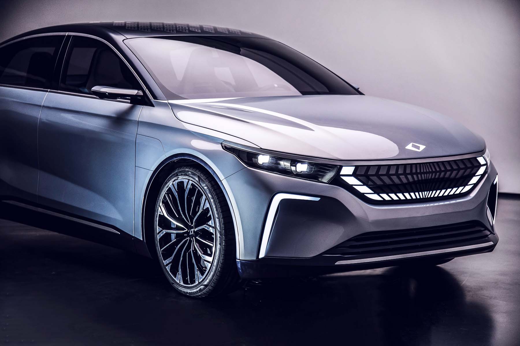 Yerli otomobil TOGG, dünya sahnesine çıktı, CES 2022'de sergilendi! Yeni sedan model görenleri mest etti 