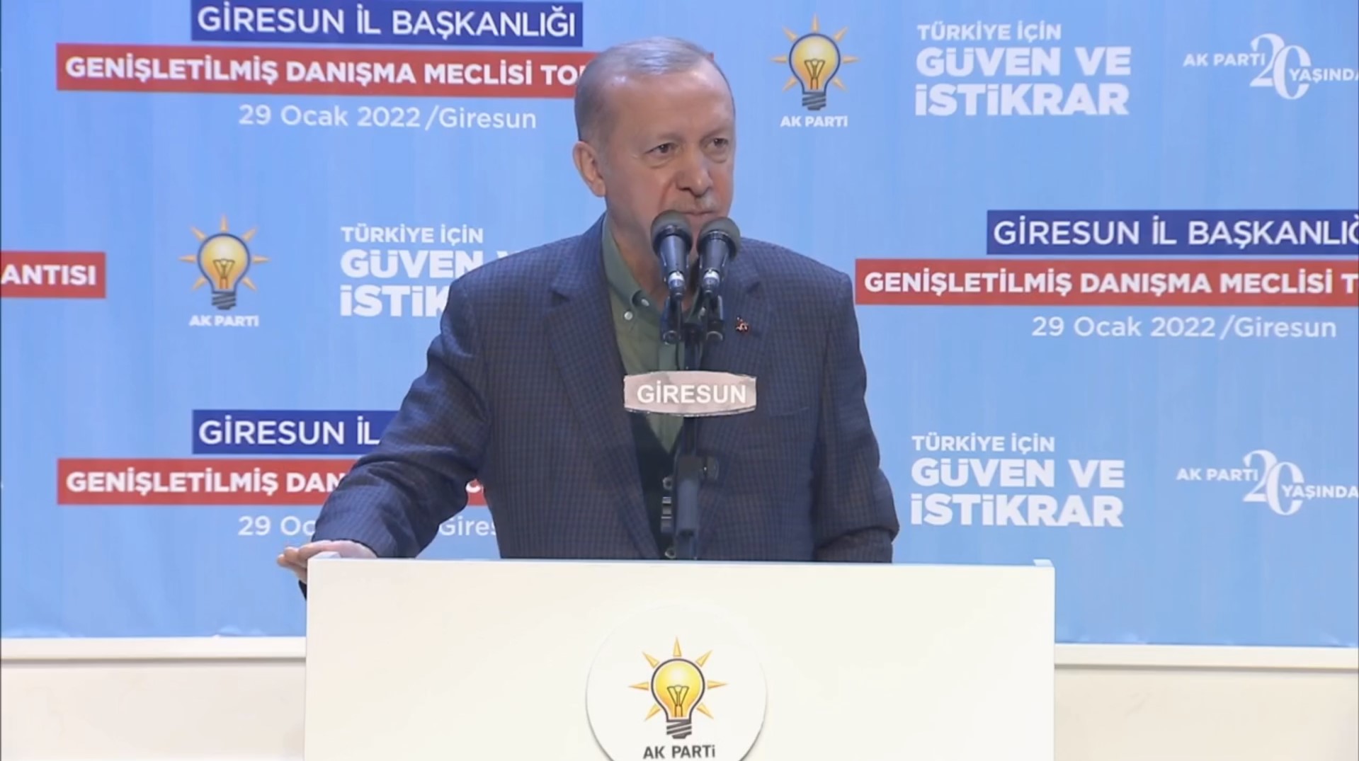 screenshot-3-001.Cumhurbaşkanı Erdoğan, muhalefete olay gönderme: Muhalefetin gündemi kimin hangi düzende oturacağı