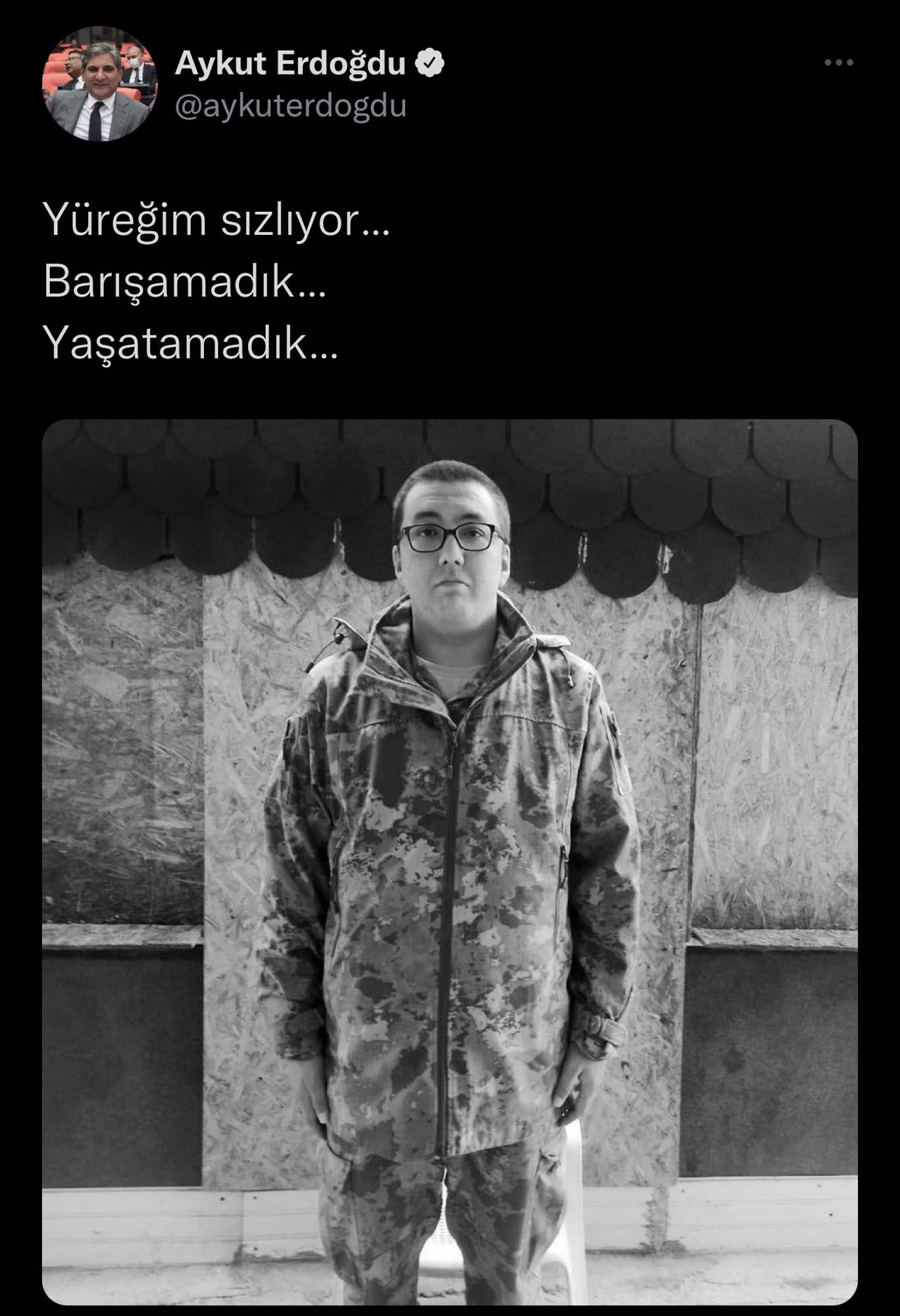 Yer yerinden oynadı! CHP'li Aykut Erdoğdu'nun, Şehit Tarık Tarcan'a taziye mesajı Türk halkını çileden çıkardı! PKK sizi avucunun içine almış!