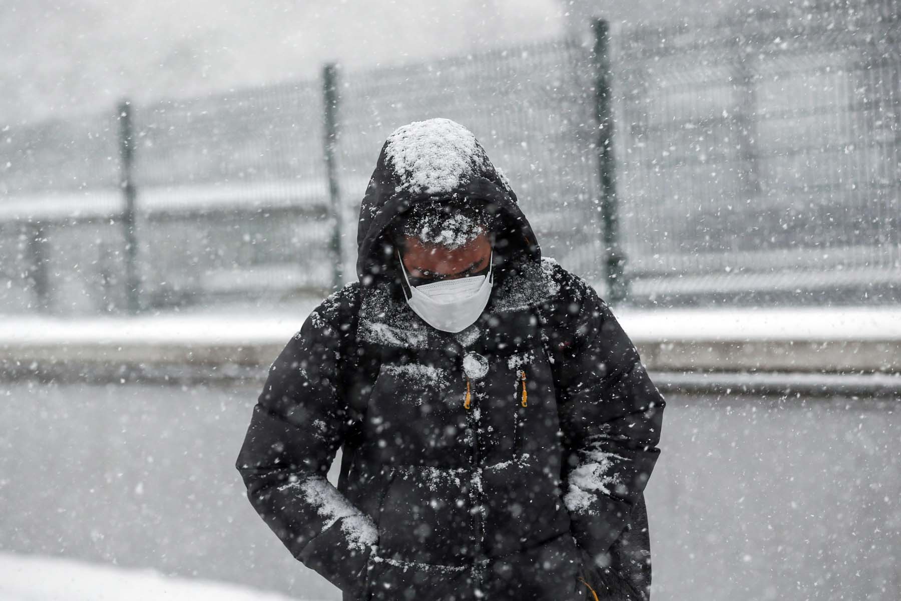 İstanbul'da metro ve tramvay seferlerine kar yağışı ayarı! Metro İstanbul duyurdu: Sefer saatleri uzatıldı 