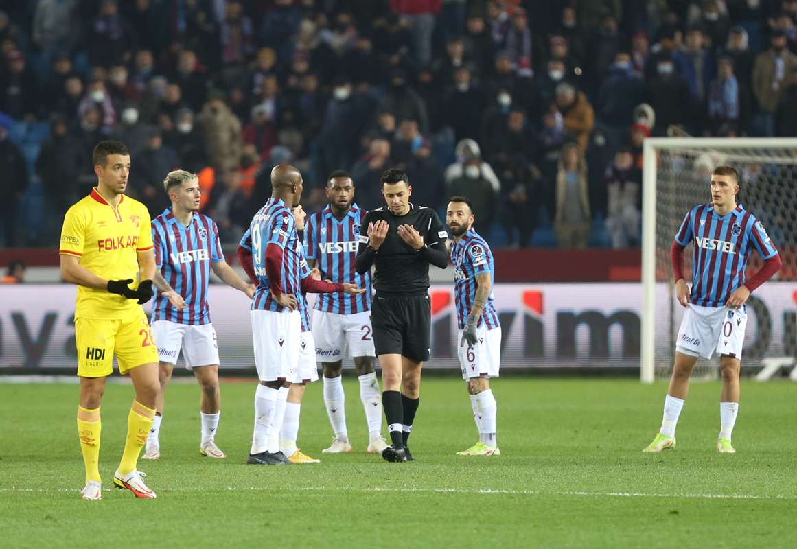 Lider evinde şov yaptı! Trabzonspor 4–2 Göztepe | Maç sonucu