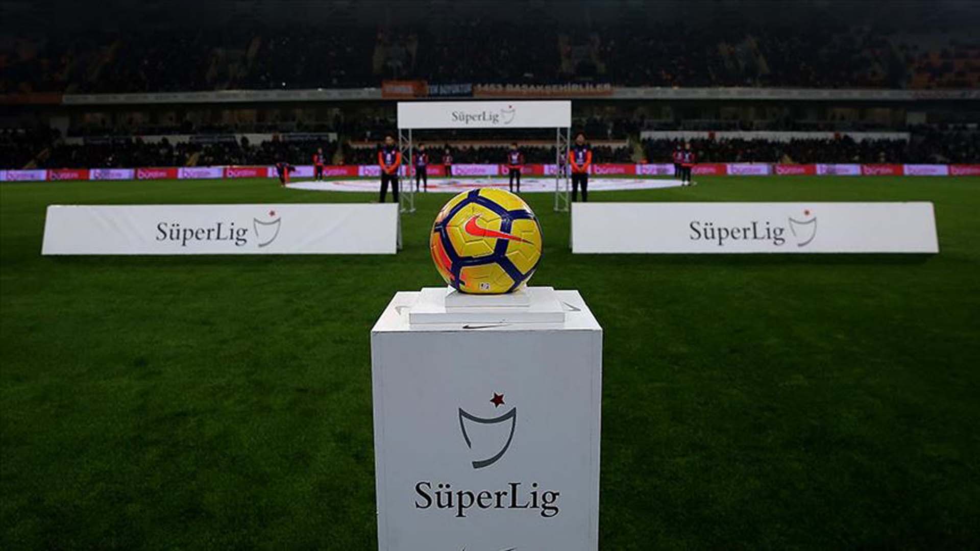 Süper Lig'de bu sezon kim, hangi takım şampiyon oldu 2021- 2022 ? Süper Lig'de hangi takımlar küme düştü? 