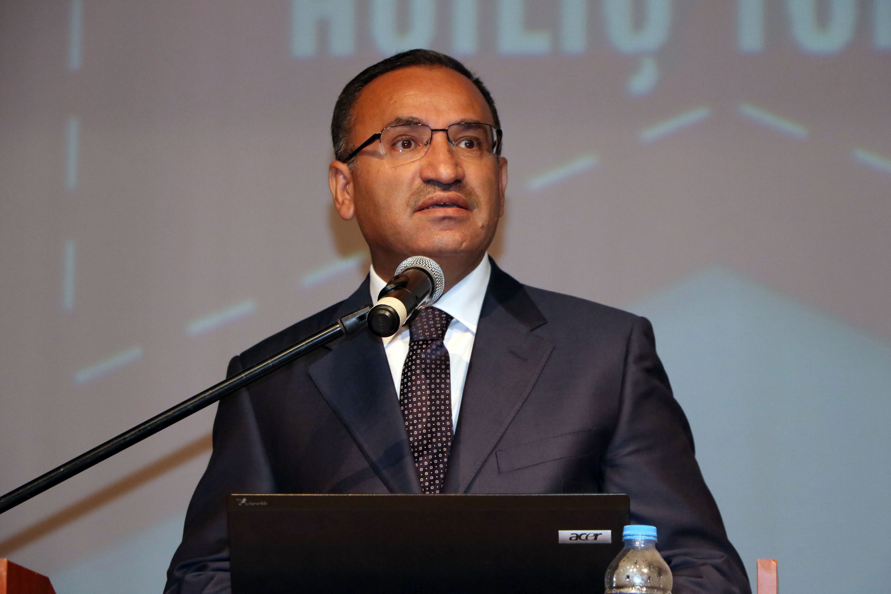 Adalet Bakanı Bekir Bozdağ, Kemal Kılıçdaroğlu'na adeta had bildirdi! Seviyesiz,ahlak ve hukuk dışı ifadeleri...
