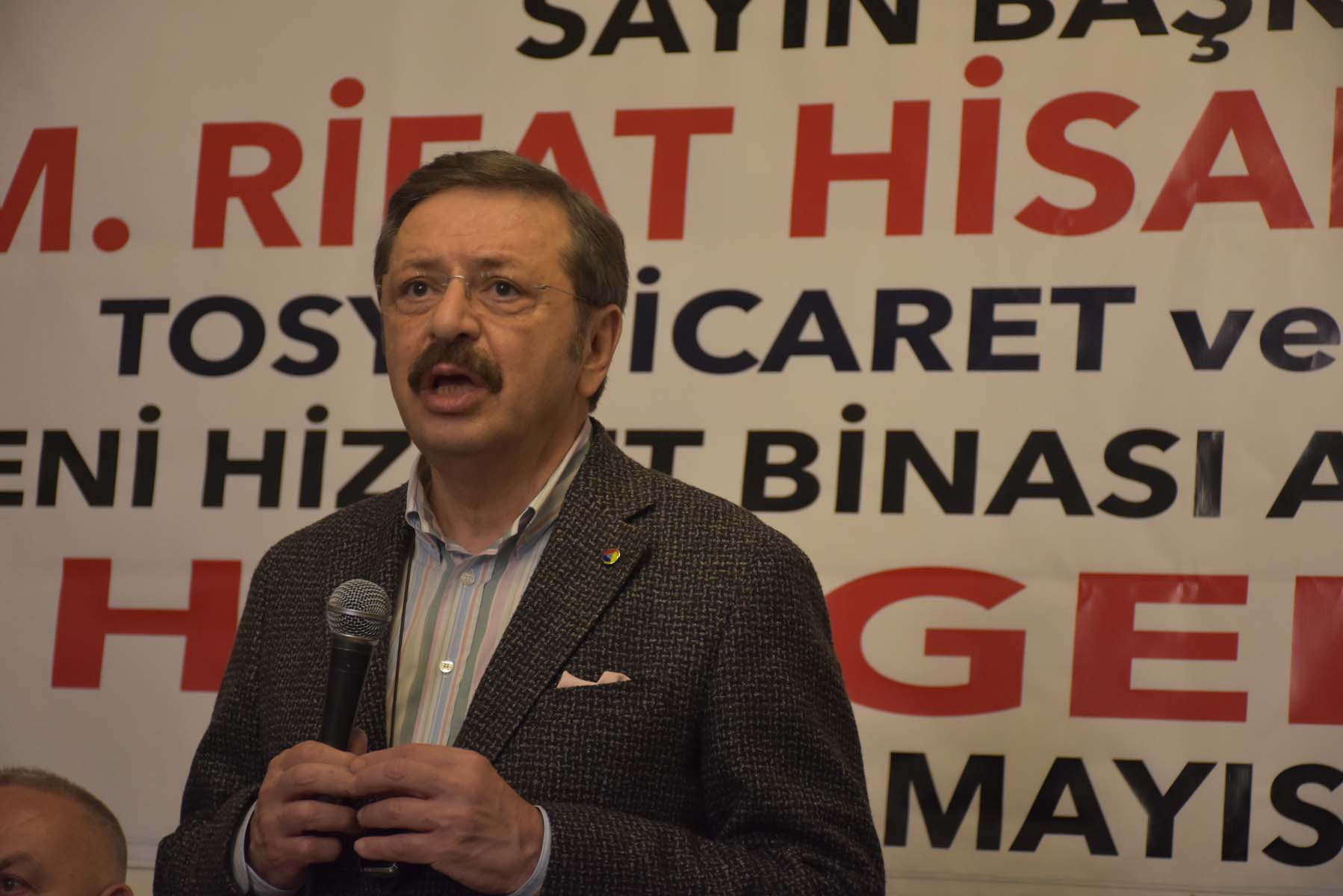 TOBB Başkanı Rifat Hisarcıklıoğlu güzel haberi verdi! Yerli otomobil Togg'un trafiğe çıkacağı tarih belli oldu 