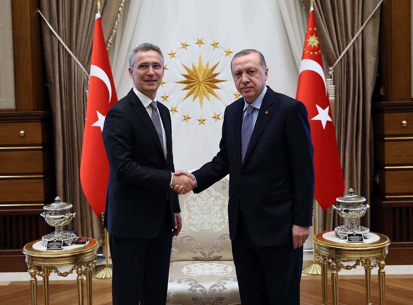 NATO Genel Sekreteri Stoltenberg'ten Türkiye açıklaması: Türk yetkililerle diyalog halindeyiz, Türkiye'nin endişelerini gidermeliyiz