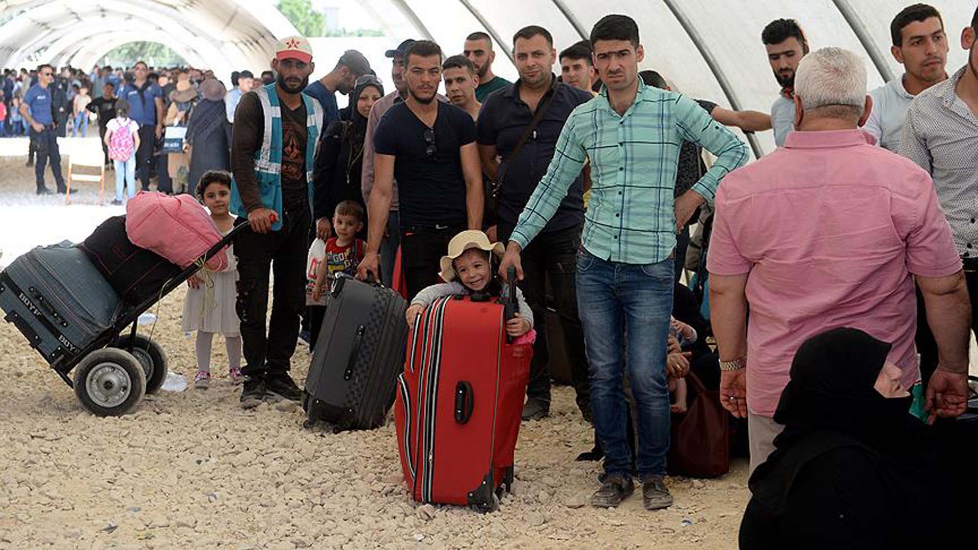 Suriye Dışişleri Bakanlığı, Suriyelilerin geri dönüşüne karşı çıktı! Şimdi ne olacak? 