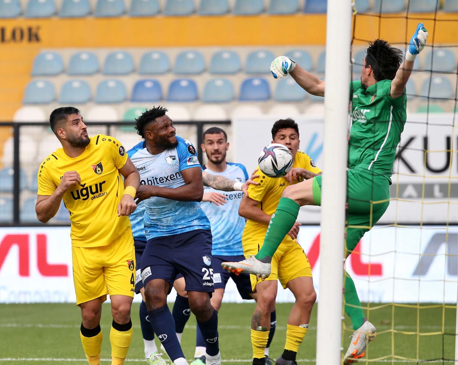 Spor Toto 1.Lig Play Off: İstanbulspor 0- 1 Erzurumspor | Maç sonucu 