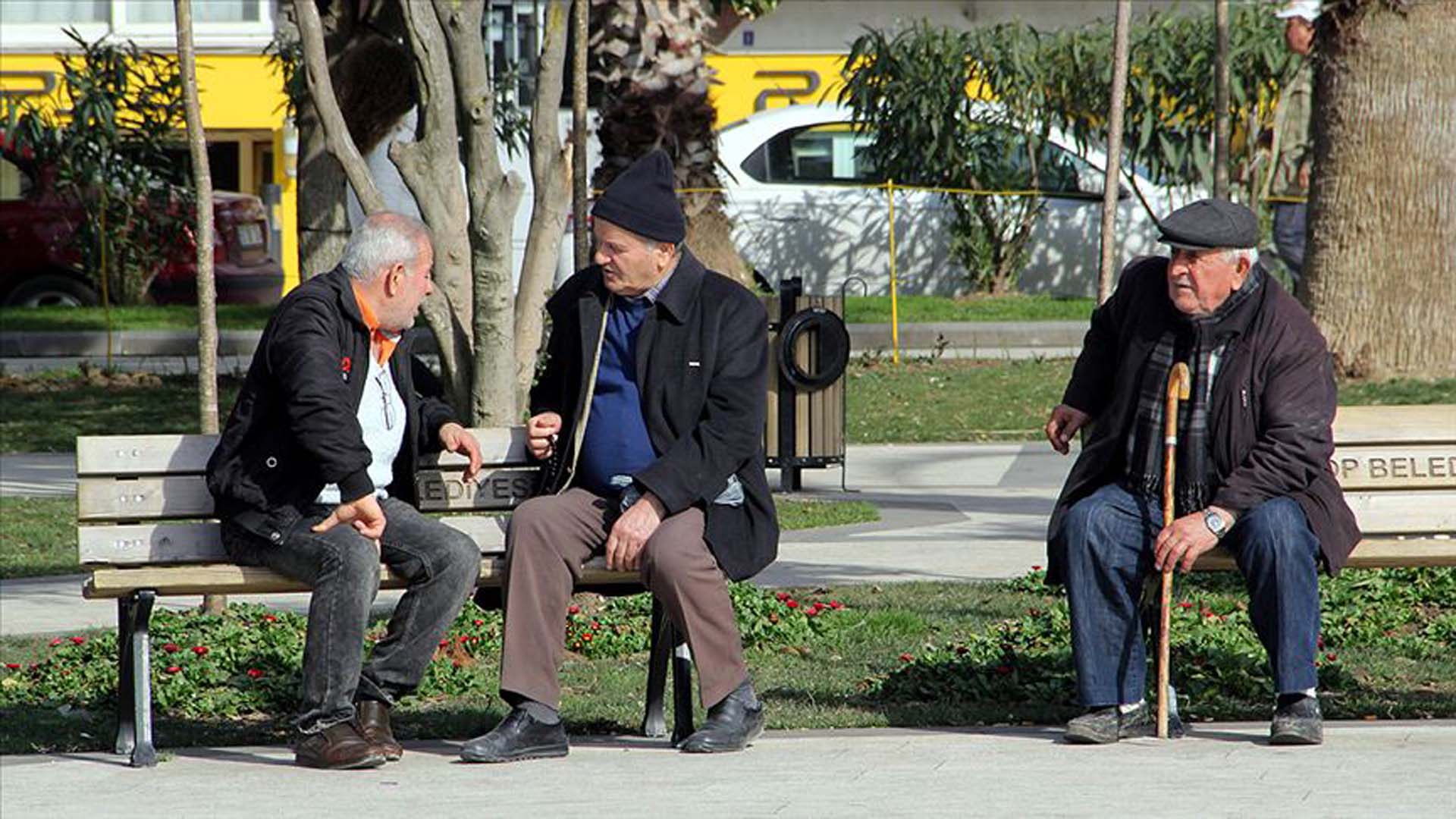 TBMM'de çarpıcı çalışma! Türkiye nüfusu yaşlanıyor! Her 4 kişiden 1'i 65 yaş üstü olacak 
