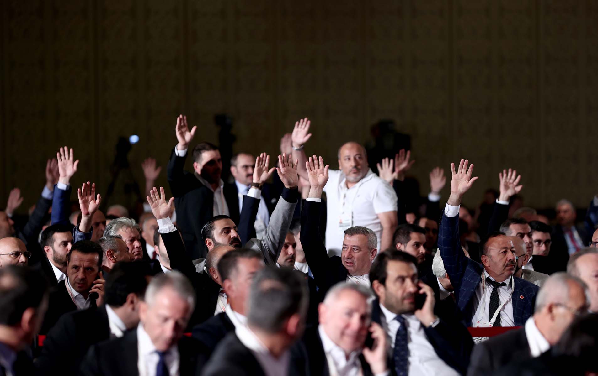 Son dakika | Seçime tek aday olarak girmişti! Yeni TFF Başkanı Mehmet Büyükekşi oldu