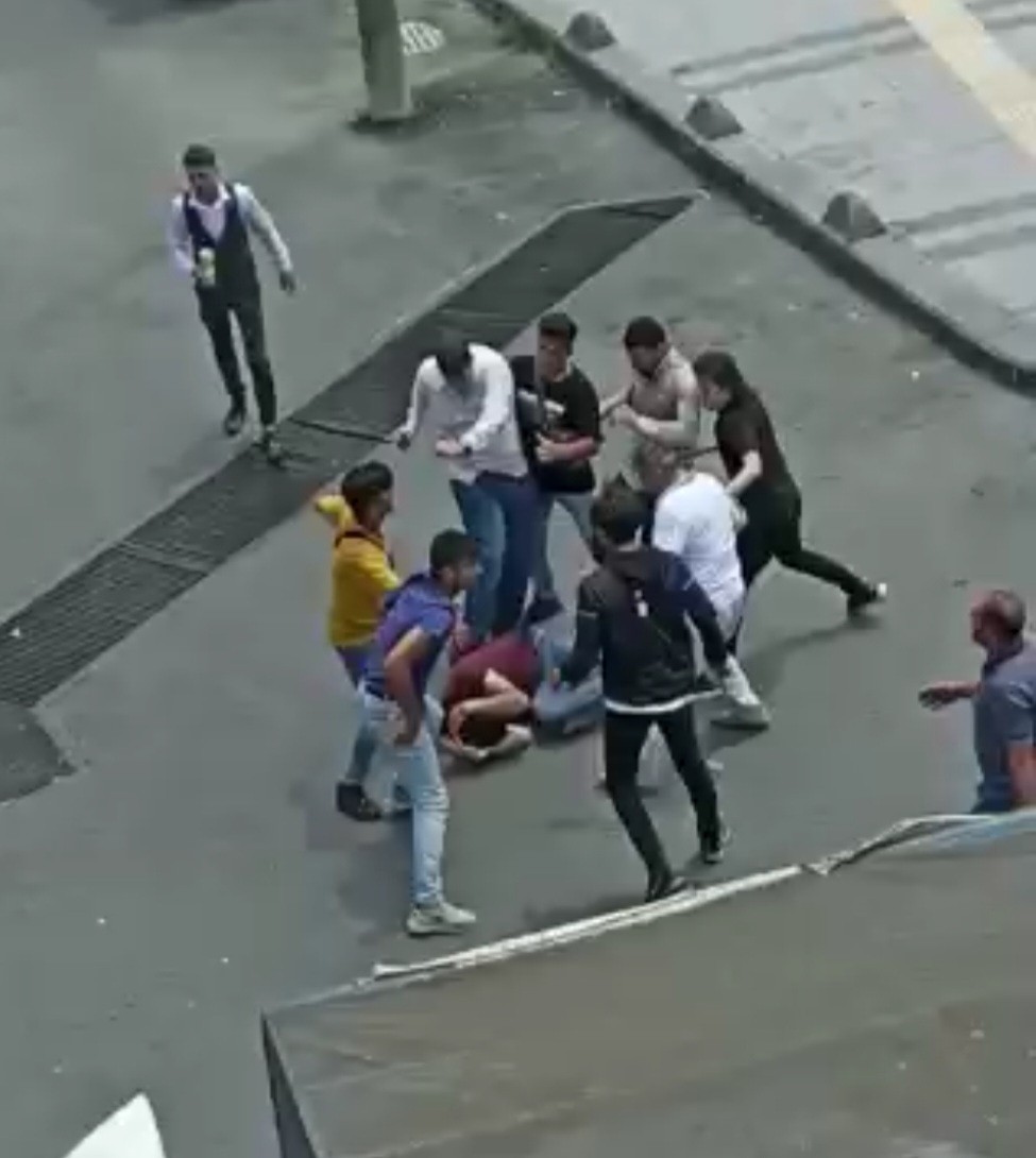 Tekirdağ'da sokak ortasında Cumhurbaşkanı Erdoğan ve eşine hadsiz hakaretler etmiş, dayağı yemişti! O kişi gözaltına alındı!