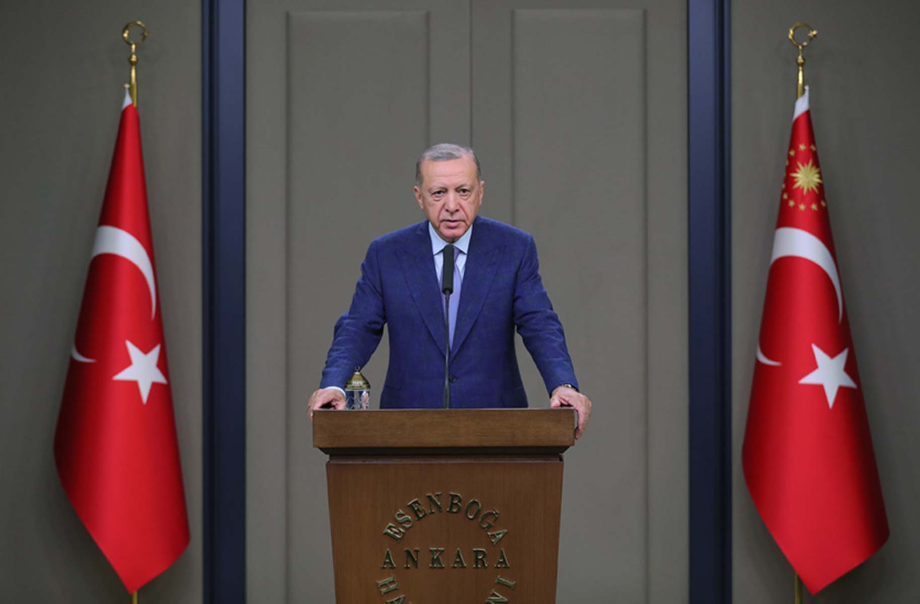 Cumhurbaşkanı Erdoğan'dan NATO Liderler Zirvesi öncesi kritik temas! Dörtlü zirvede liderlerle bir araya geldi