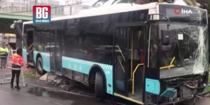 İstanbul'da korkunç kaza! Halk otobüsü tramvay yoluna girdi