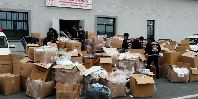 İstanbul'da tıbbi maske operasyonu! 554 bin 170 adet tıbbi maske ele geçirildi