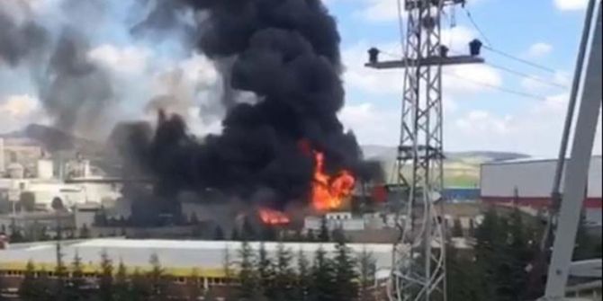 Ankara'da korkutan fabrika yangını!