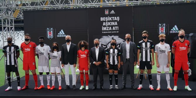 Beşiktaş yeni sezon formalarının tanıtımını gerçekleştirdi!