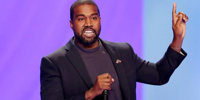 Kanye West'ten olay yaratacak hareket! Grammy ödülünün üzerine tuvaletini yaptı