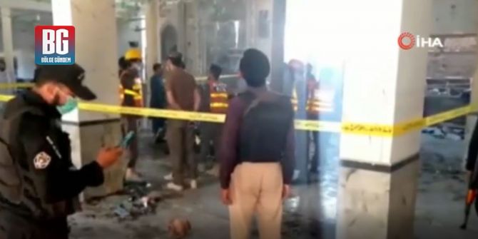Pakistan'da ders sırasında patlama! 7 ölü, 100 yaralı